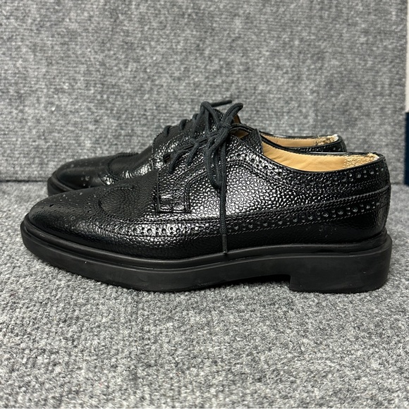 Thom Browne men’s 37 laceup loafers Pebble Grain Longwing Brogues old money main image 8